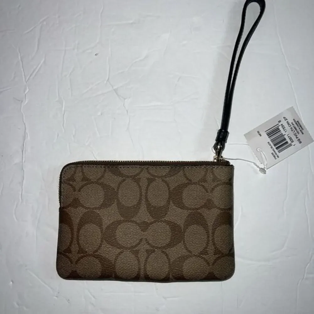 Coach Corner Zip‎ Wristlet In Signature Canvas Khaki Black 58035